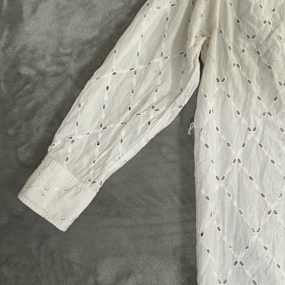 Banana Republic eyelet long sleeve off white v- neck mini dress - Picture 2 of 9